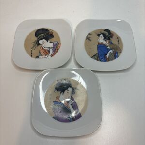 Andrea by Sadek Hand Painted Geisha Mini Plates set of 3 Japan About 4”